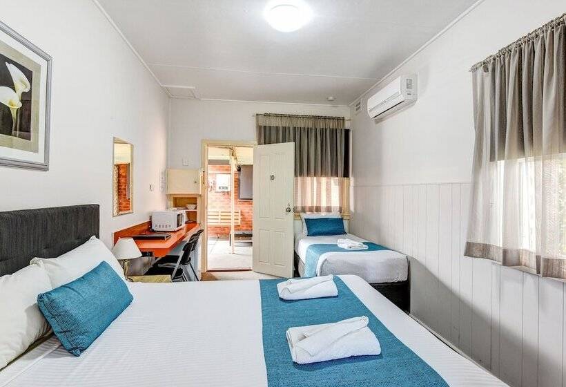 Семейный Номер, Port Macquarie Motel