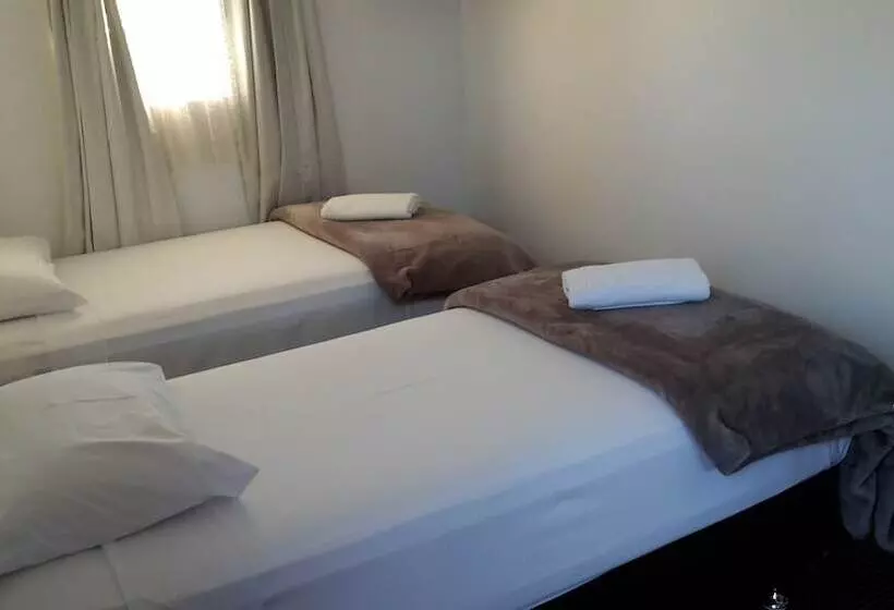 エコノミールーム, Restawile Motel
