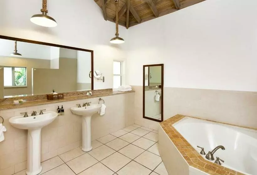 سوئیت پریمیوم, Galley Bay Resort & Spa