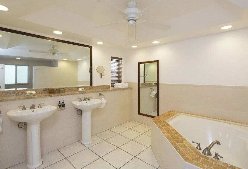 سوئیت پریمیوم, Galley Bay Resort & Spa