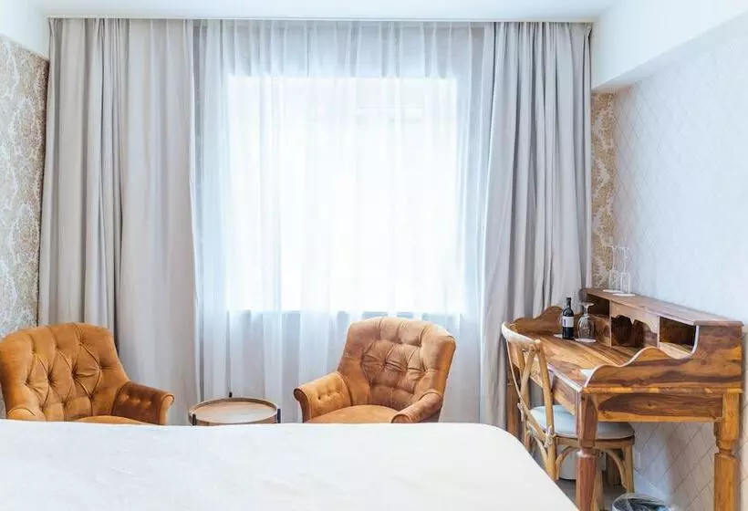 اتاق لوکس, Grand Hotel Normandy By Cw Hotel Collection
