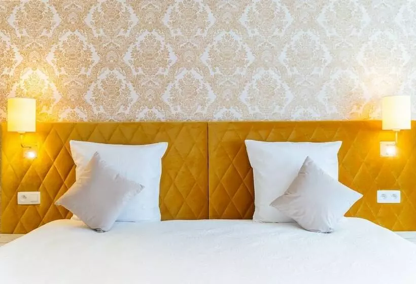 اتاق لوکس, Grand Hotel Normandy By Cw Hotel Collection