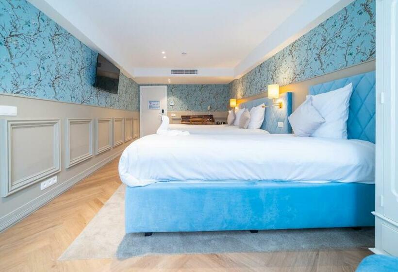 غرفة عائلية, Grand Hotel Normandy By Cw Hotel Collection