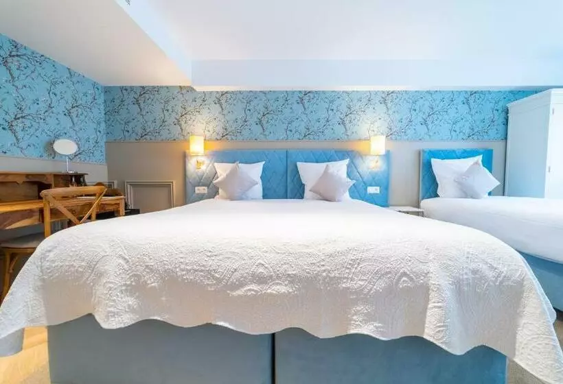 اتاق خانوادگی, Grand Hotel Normandy By Cw Hotel Collection