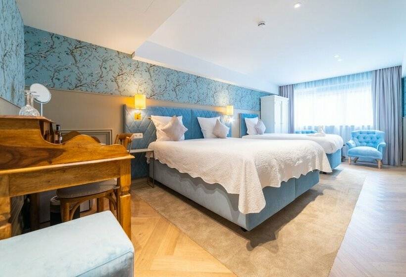 غرفة عائلية, Grand Hotel Normandy By Cw Hotel Collection