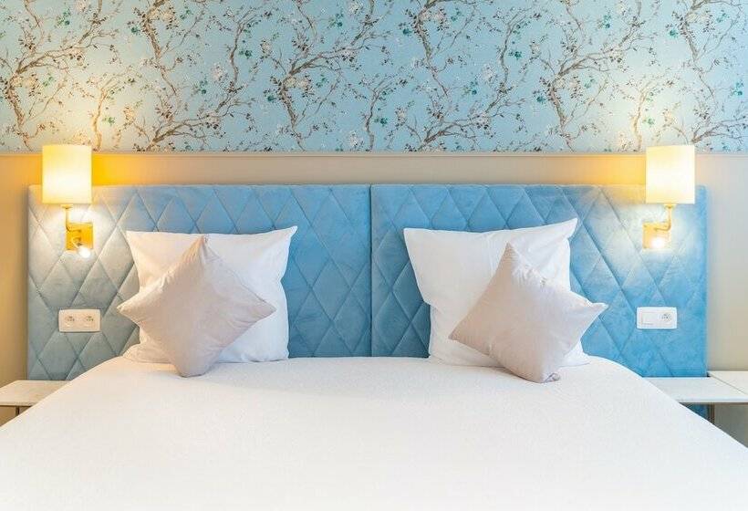 Семейный Номер, Grand Hotel Normandy By Cw Hotel Collection