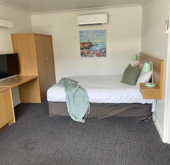 スイート, Harbour View Motel