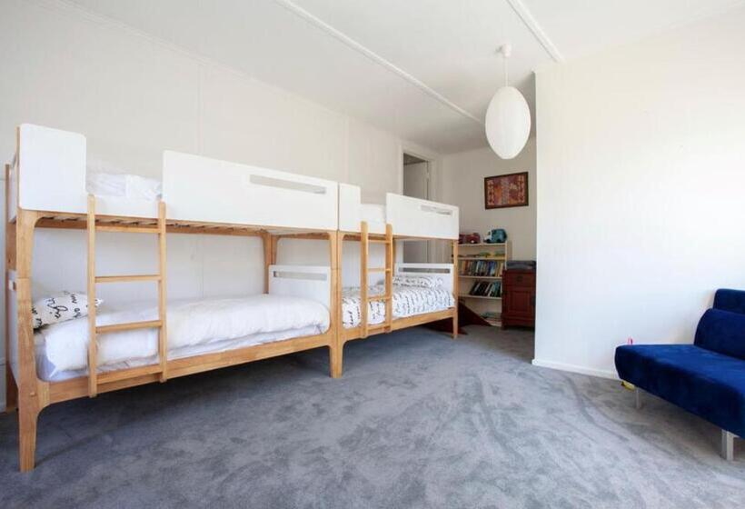 3ベッドルームハウス, Harbour View Motel