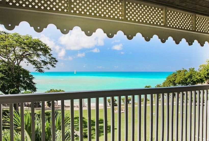اتاق سوپریور با چشمانداز دریا, Hawksbill Resort Antigua All Inclusive