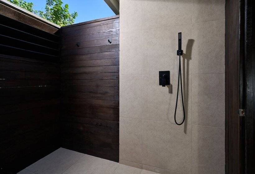 اتاق سوپریور با چشمانداز دریا, Hawksbill Resort Antigua All Inclusive