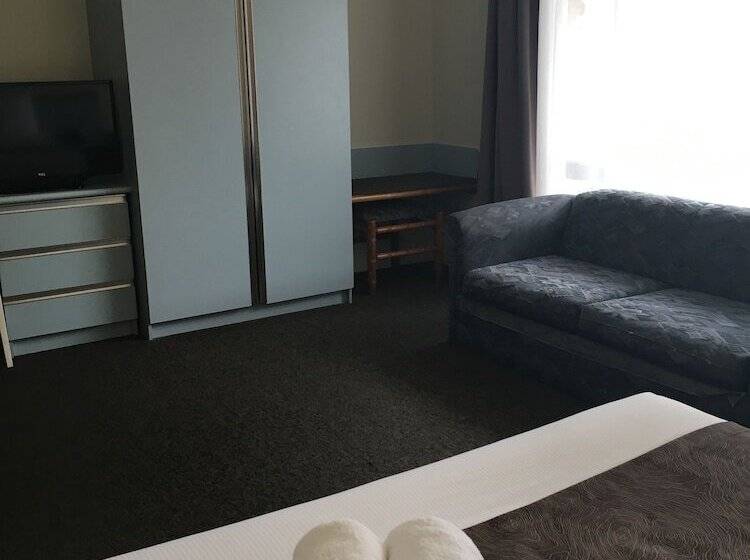 이그제큐티브 룸, Abcot Inn