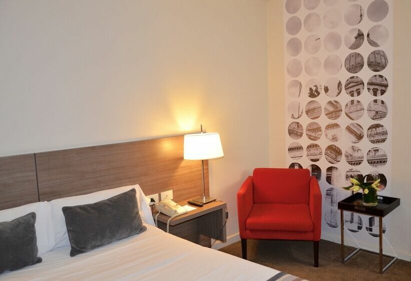 اتاق استاندارد, Bisonte Palace