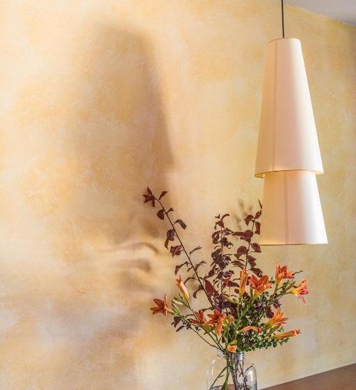 اتاق استاندارد, Coma