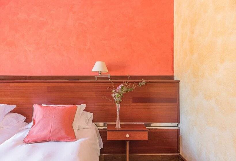 اتاق استاندارد, Coma