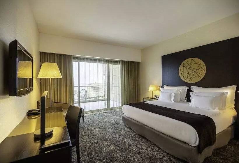 سوییت لوکس, Epic Sana Luanda