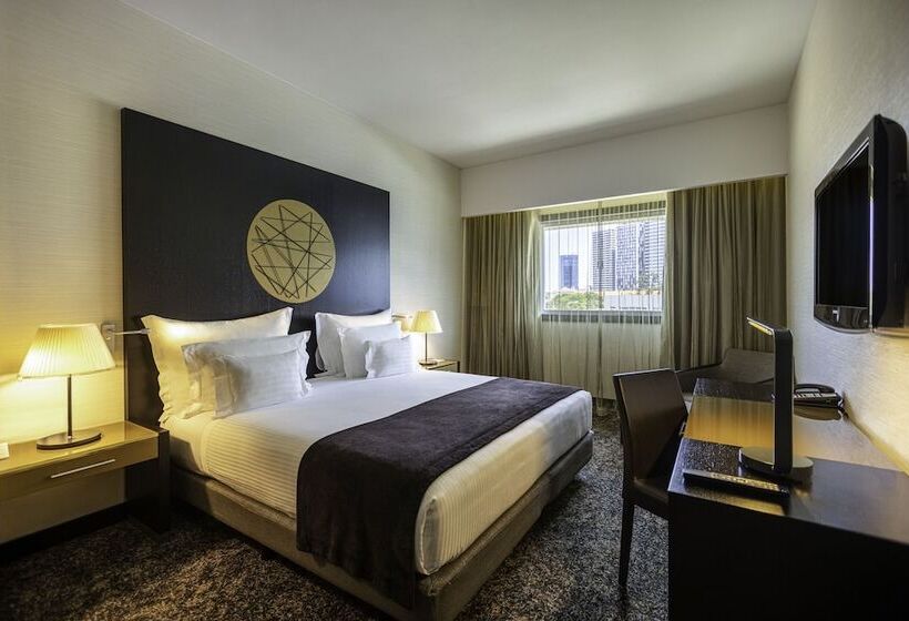 سوئیت پریمیوم, Epic Sana Luanda