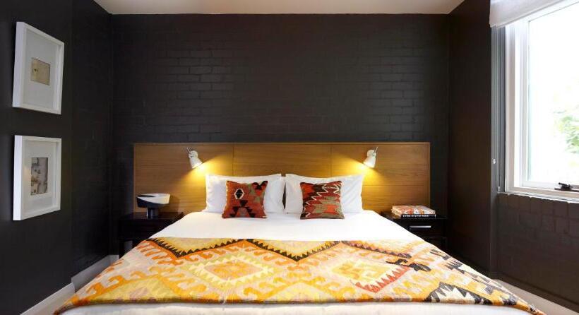 스탠다드 룸, Harbour Rocks Hotel Sydney