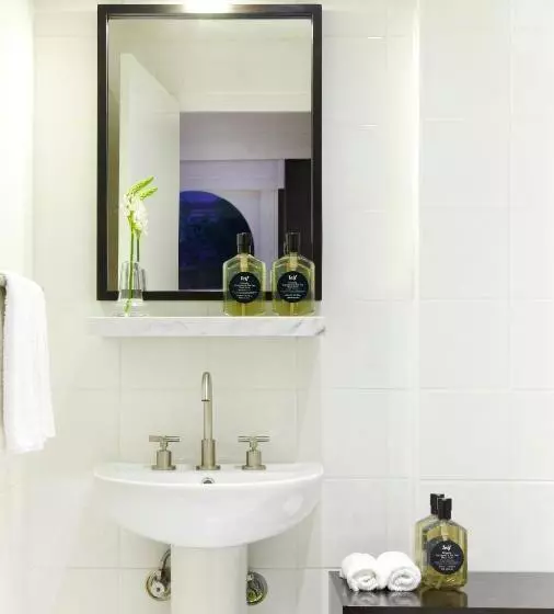 اتاق سوپریور, Harbour Rocks Hotel Sydney