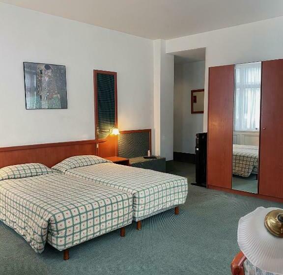 StandaardKamer, Le Dome