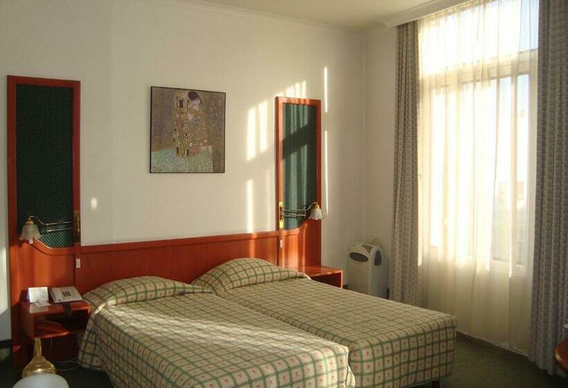 StandaardKamer, Le Dome