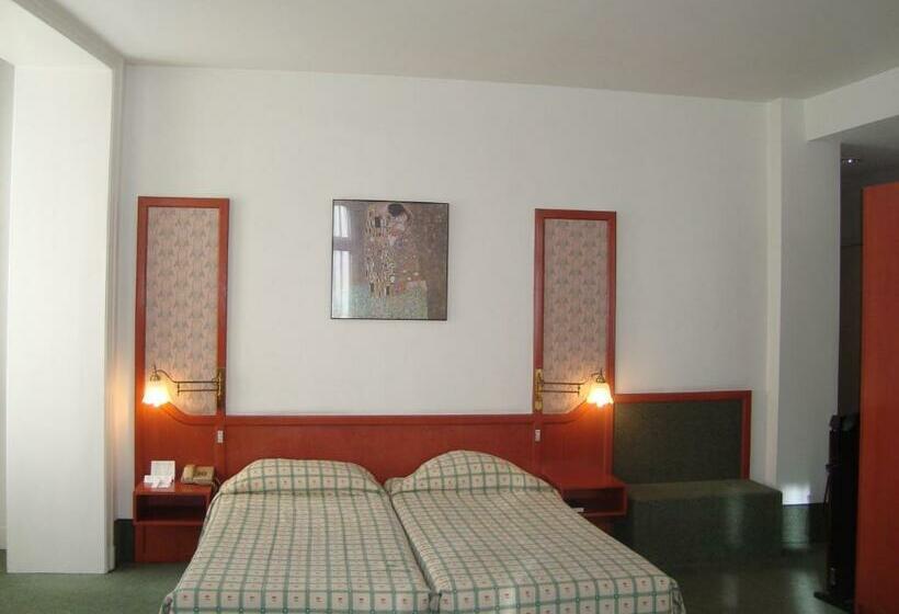 StandaardKamer, Le Dome