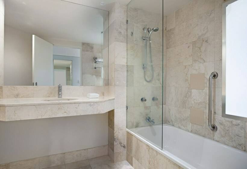 غرفة قياسية مطلّة علي البحر, Mantra On View