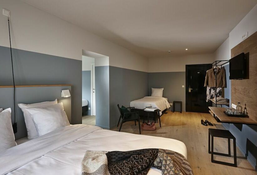 Семейный Номер, Monsieur Ernest