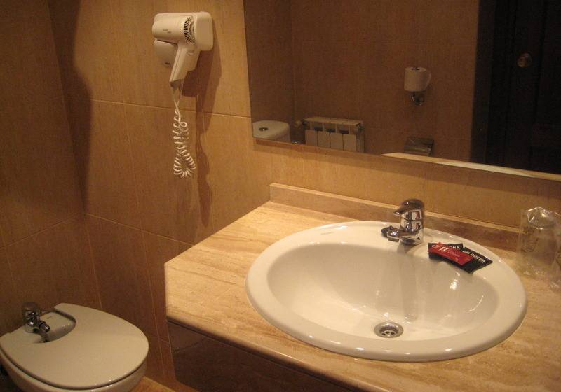 Номер Superior, Pere d'Urg 3000