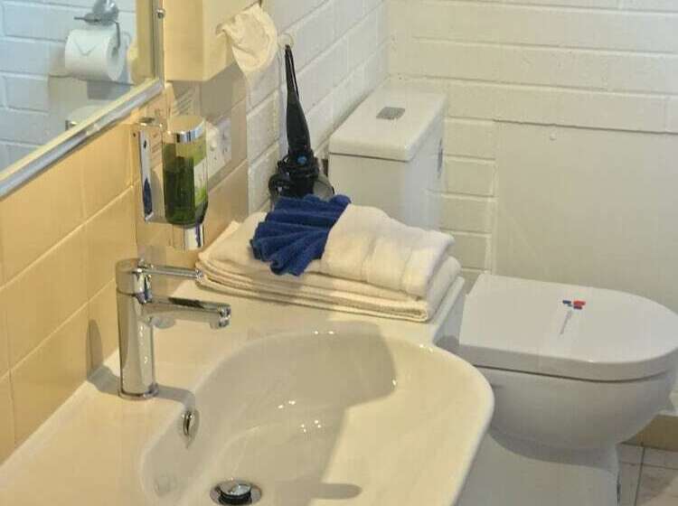 חדר דלוקס, Pigeon House Motor Inn