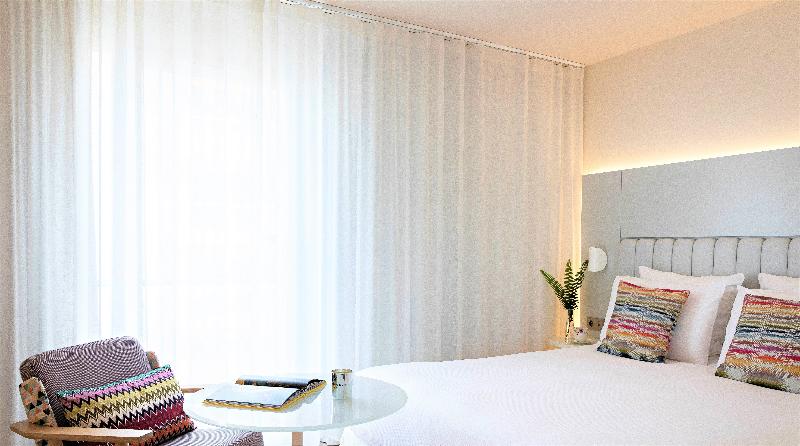 חדר דלוקס, Pigeon House Motor Inn