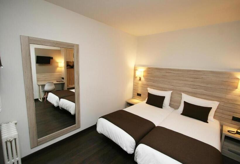 اتاق استاندارد اینتریور, Pyrenees