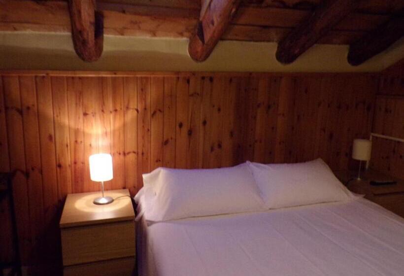 سوییت جونیور, Roc De St Miquel & Apartment