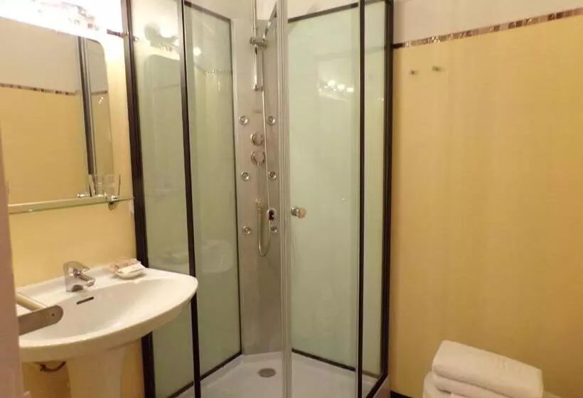 اتاق راحتی سه تخته, Roc De St Miquel & Apartment