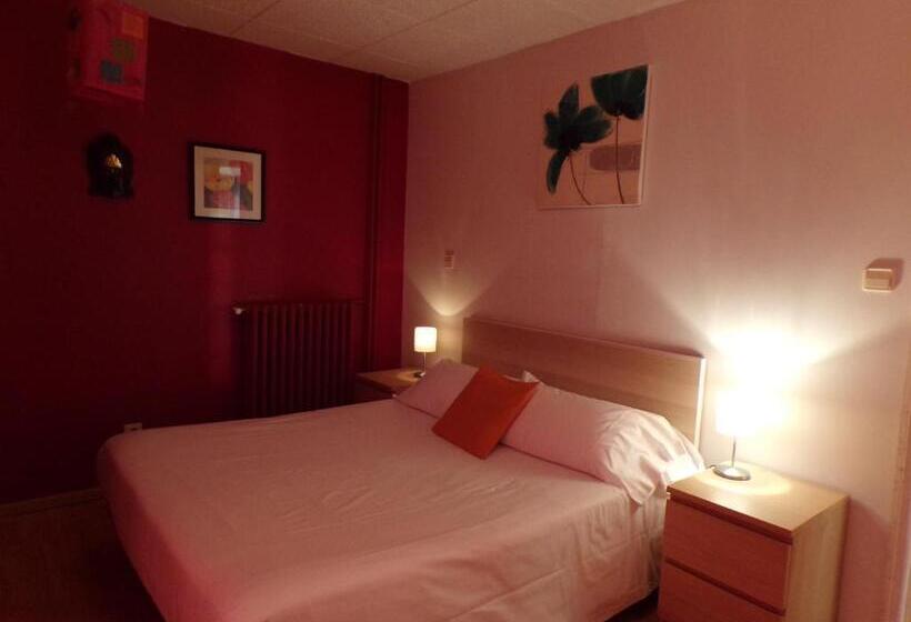 آپارتمان 3 خوابه, Roc De St Miquel & Apartment