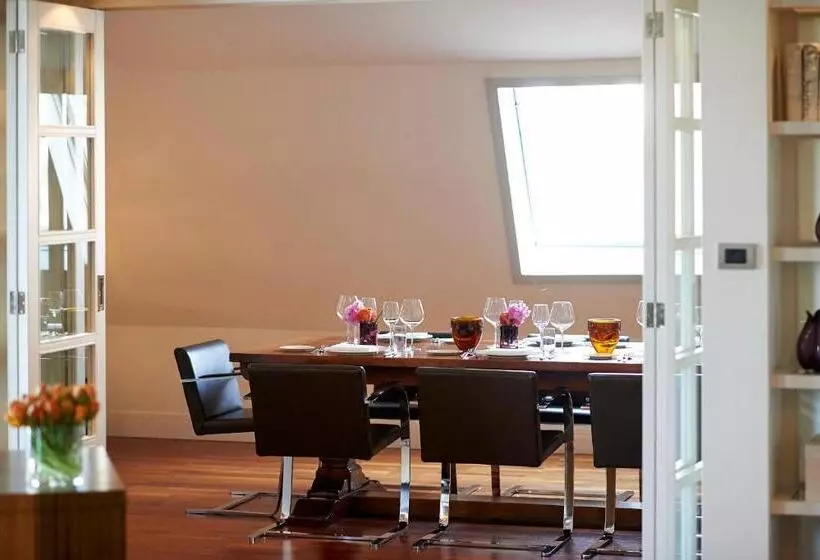 سوئیت رویال, Rocco Forte Hotel Amigo