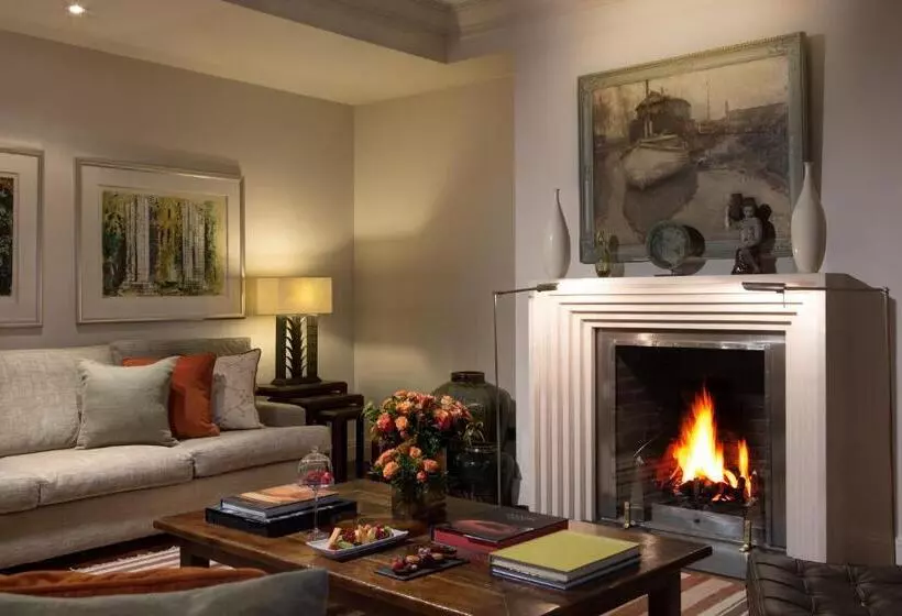 سوئیت رویال, Rocco Forte Hotel Amigo