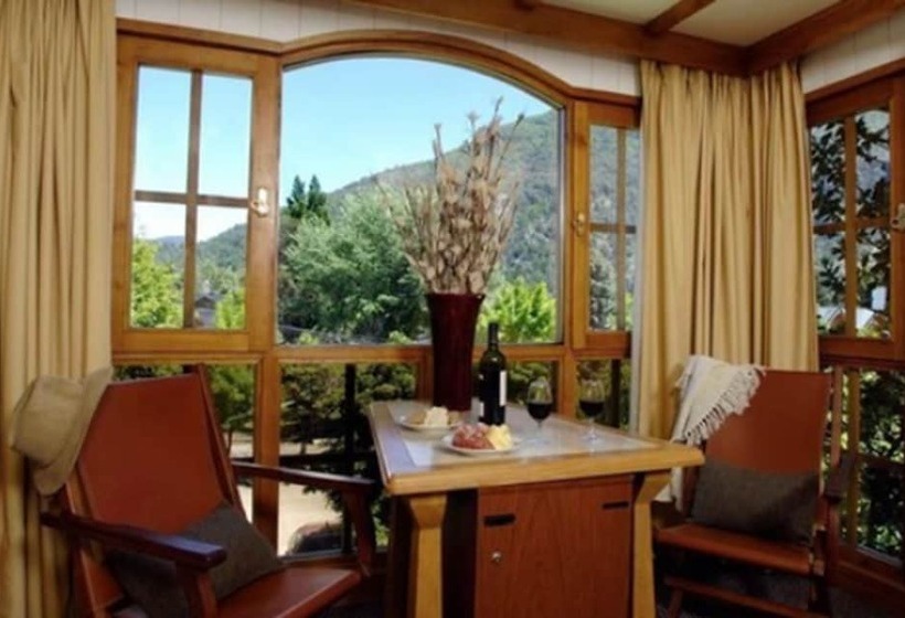 סוויטה, Y Cabanas Le Village