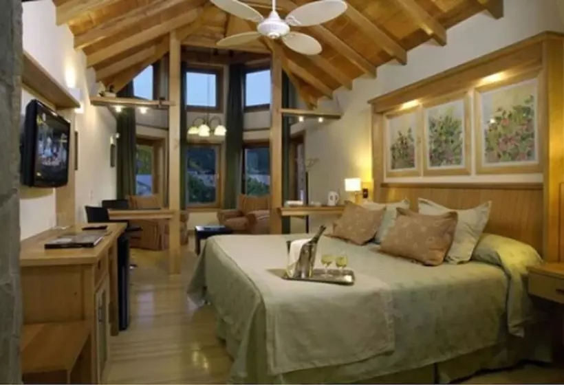 スイート, Y Cabanas Le Village