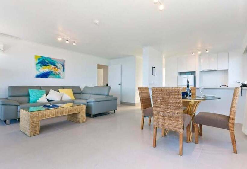 Апартаменты 2 Спальни, Surf Regency