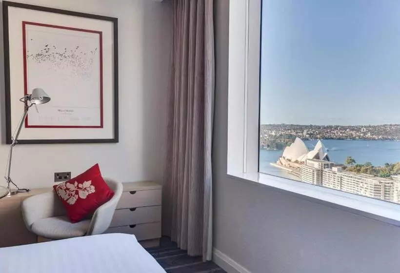 اتاق اجرایی با تخت بزرگ, Sydney Harbour Marriott Hotel At Circular Quay