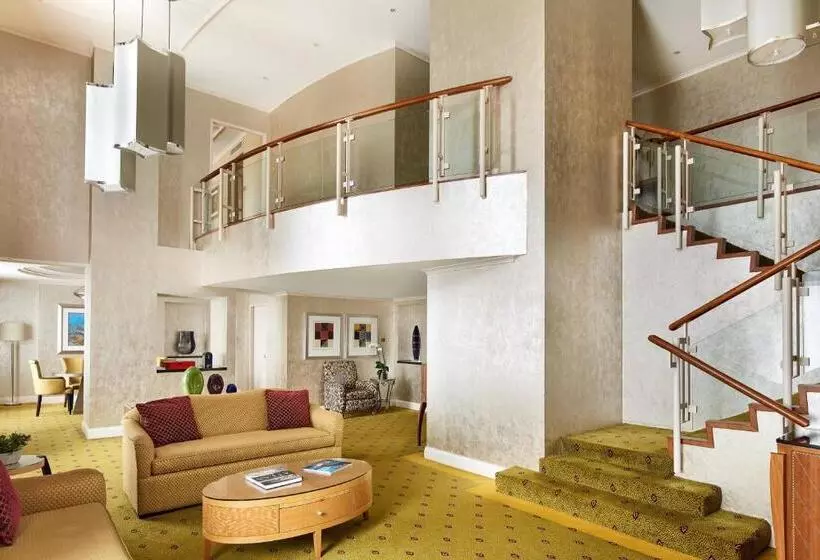 سوئیت ریاست جمهوری 2 خوابه, Sydney Harbour Marriott Hotel At Circular Quay
