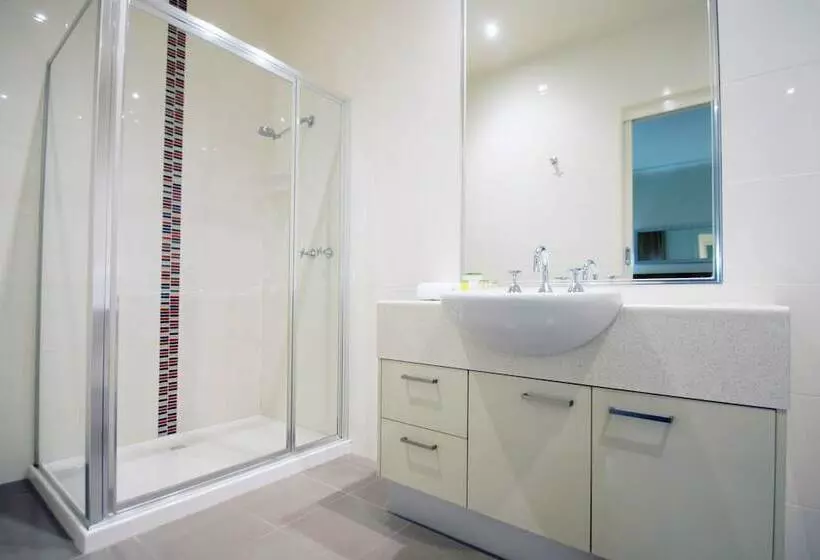 آپارتمان 1 خوابه, The Wyndhamere Motel Shepparton
