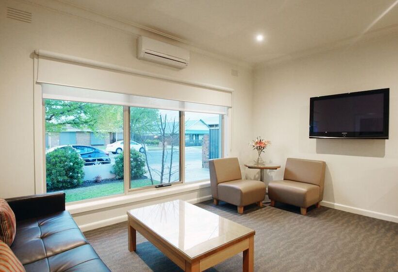آپارتمان 1 خوابه, The Wyndhamere Motel Shepparton