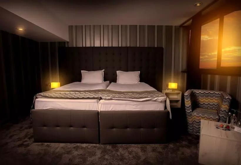 Deluxe room with river view, Grand Hotel Riga