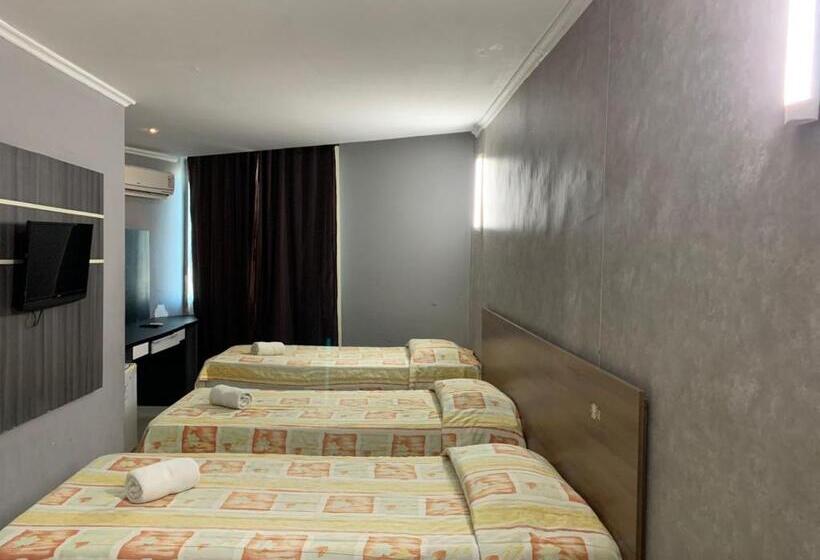 Номер Стандарт Трехместный, Hanna Arcos D Atalaia Hotel   Aracaju