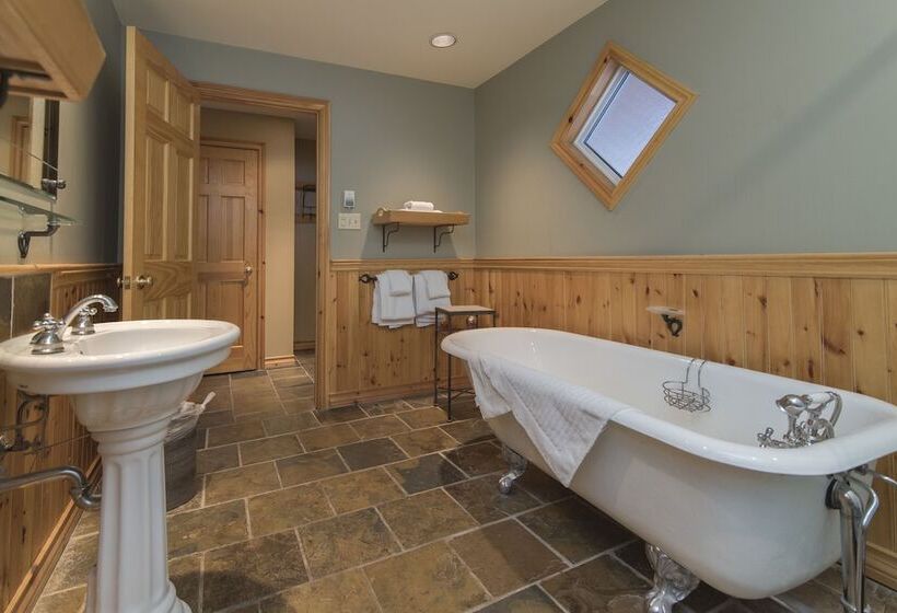 غرفة بريميوم, Buffalo Mountain Lodge