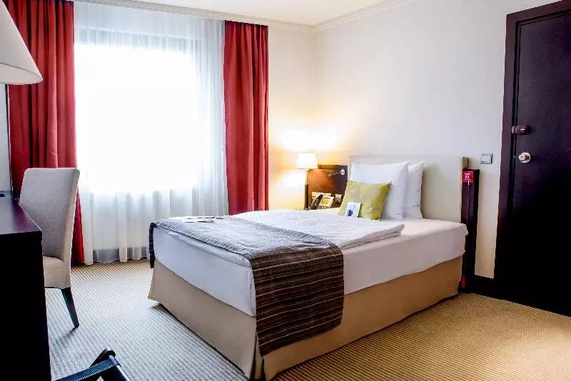 身障者適用スタンダードルーム, Crowne Plaza Bratislava, An Ihg