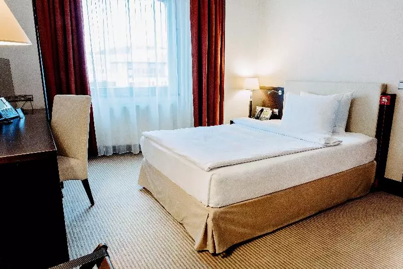 身障者適用スタンダードルーム, Crowne Plaza Bratislava, An Ihg