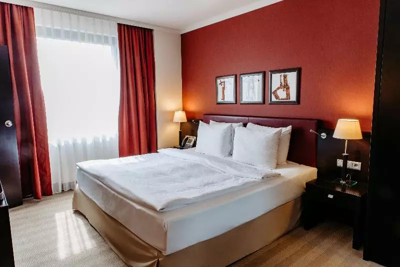 سوئیت راحتی, Crowne Plaza Bratislava By Ihg