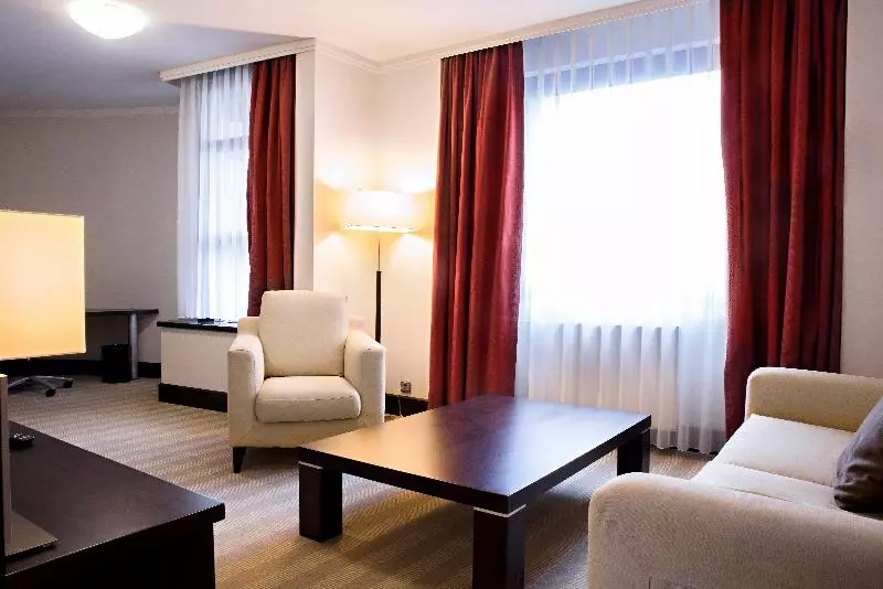 سوئیت راحتی, Crowne Plaza Bratislava By Ihg
